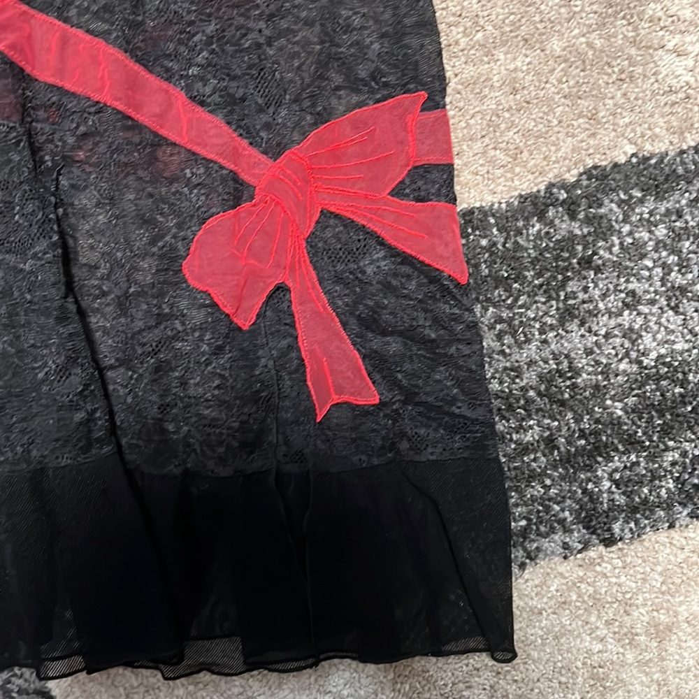 Cacique chemise, black with “ribbon/bow,” size 12 (or 14/16, see photos) EUC! - Picture 2 of 8